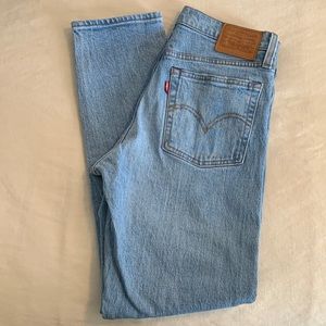 Wedgie fit Levi jeans
